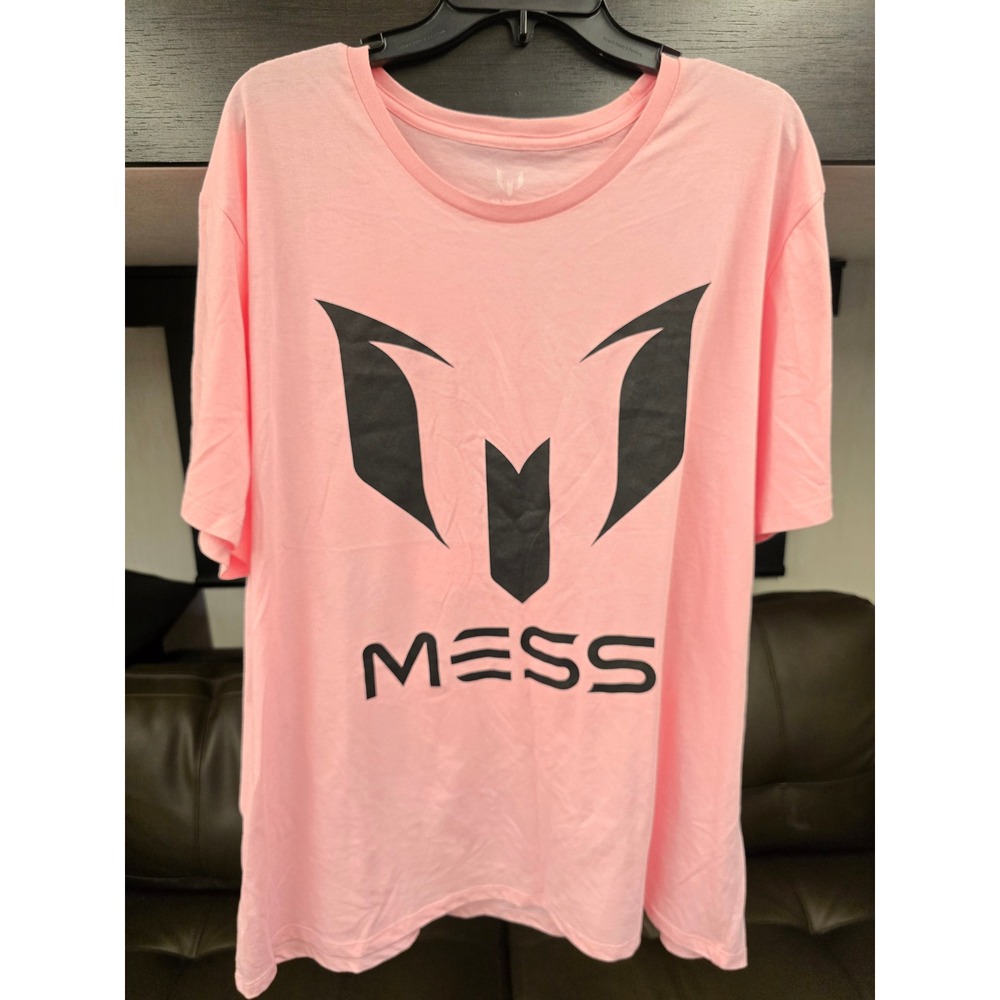 Lionel Messi Collection Pink Graphic T-Shirt Inter Miami Style Number 10 2XL